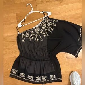 Ark & Co Black and Cream Embroidered one shouldered blouse